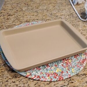 New Pampered Chef Classic Medium Stoneware Bar Pan # 10405